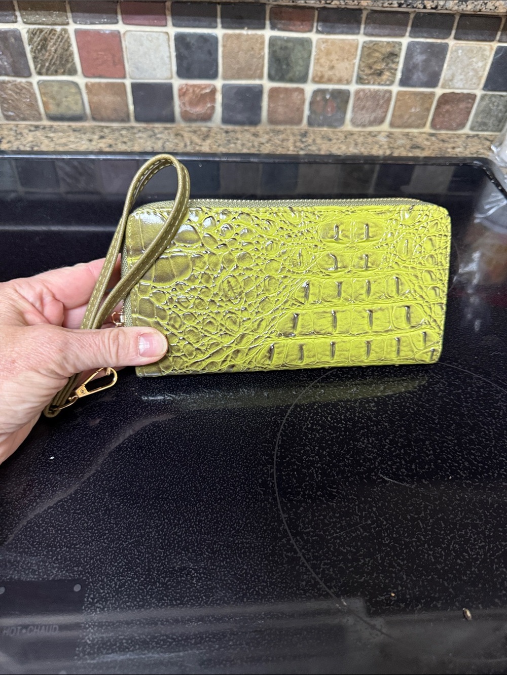 American Bee Olive Green Croc-Textured rustler or wallet